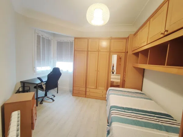Piso en Areiltza Doktorearen Zumarkalea