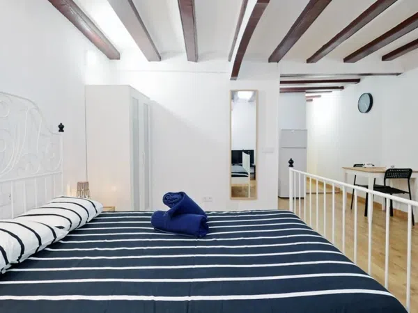 Estudio en Calle de Torres i Amat