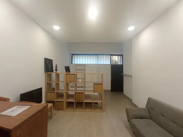 Estudio en Calle d'Antoni de Capmany