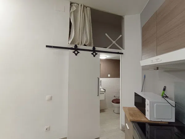 Estudio en Calle d'Antoni de Capmany