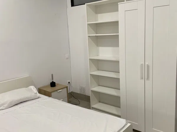 Estudio en Calle d'Antoni de Capmany