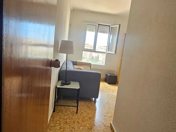 Piso en Calle de Dolores Alcaide, La Raiosa